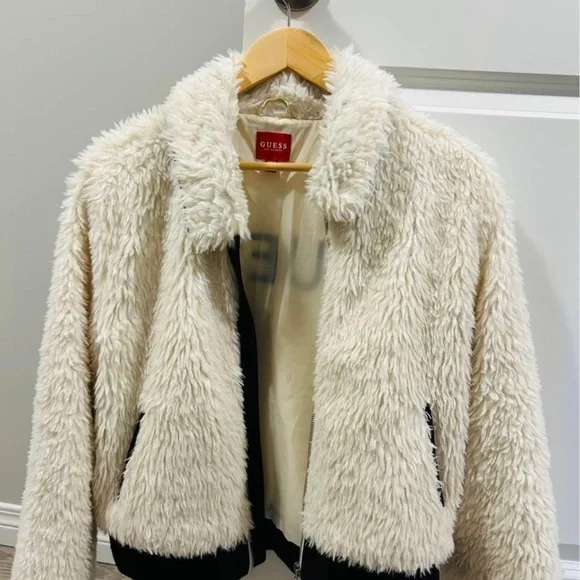 Guess Jacket - Picture 2 of 2